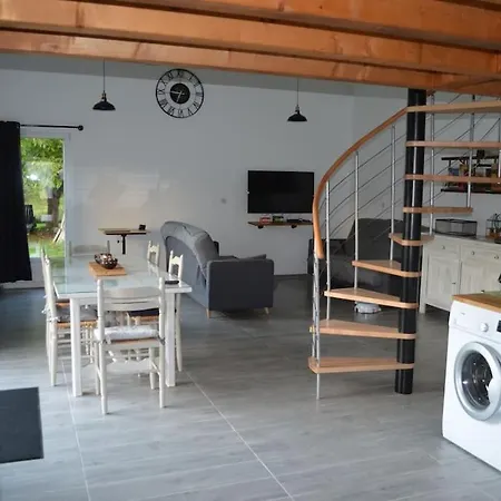 : Grange Entierement Renovee Style Loft. *