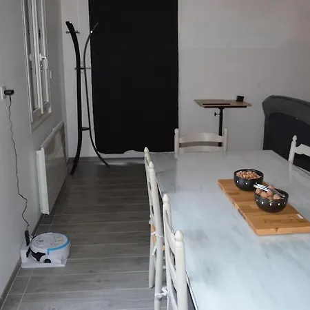 Nyaraló : Grange Entierement Renovee Style Loft. Joinville